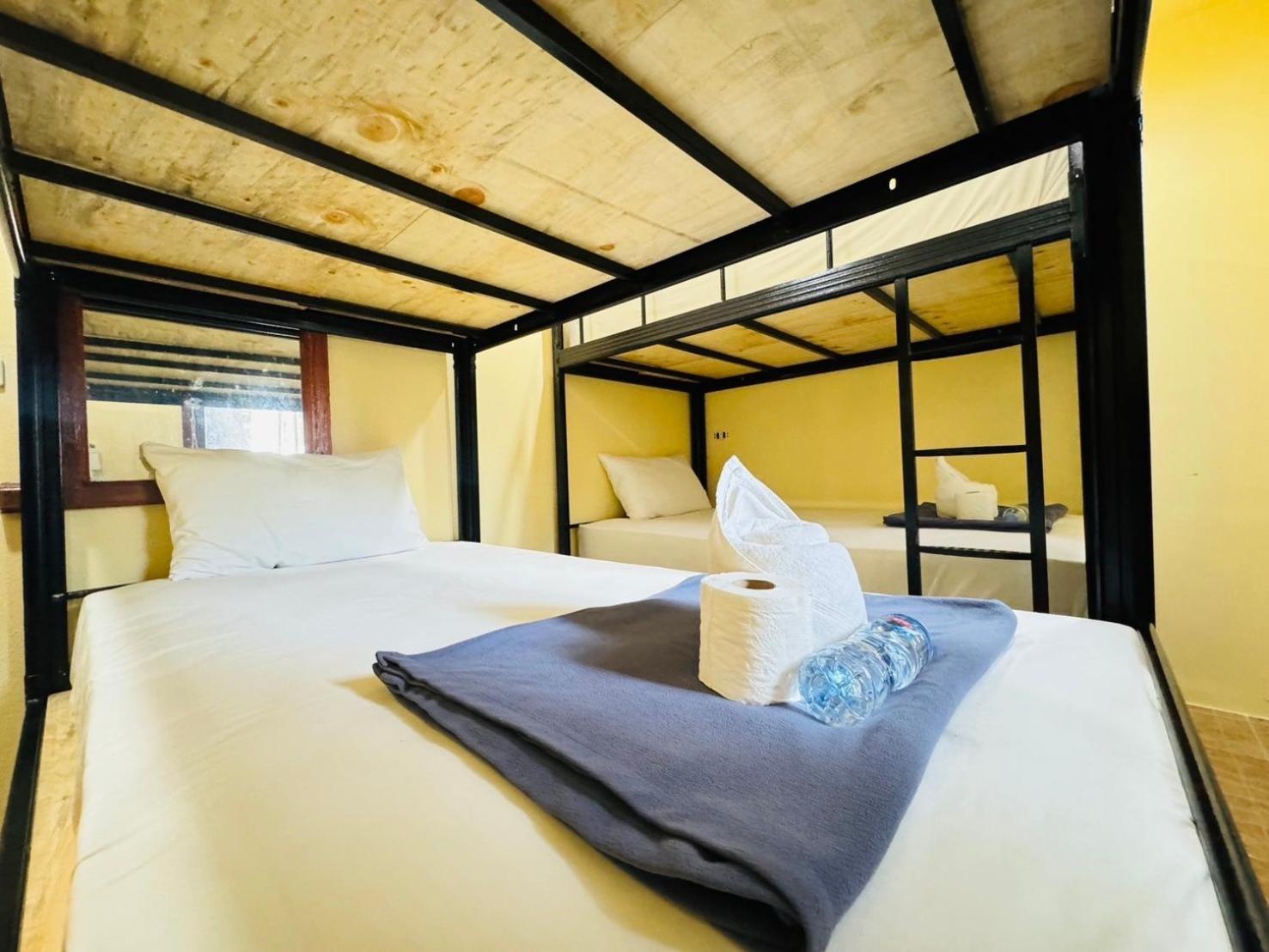 U'Re Holitel Hotel Haad Rin Exterior photo