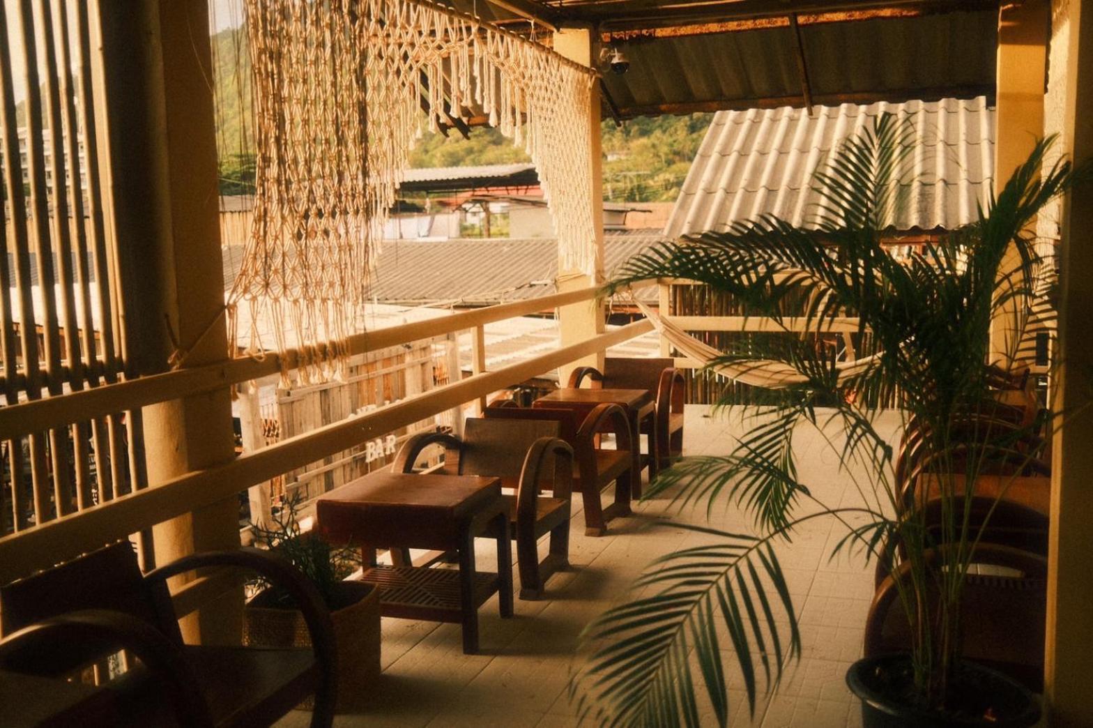 U'Re Holitel Hotel Haad Rin Exterior photo