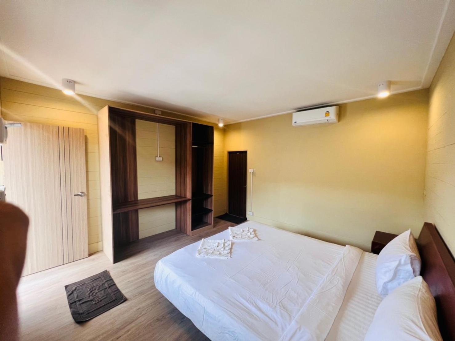 U'Re Holitel Hotel Haad Rin Room photo